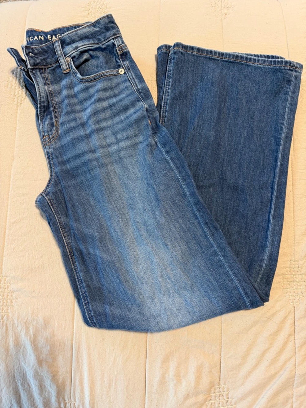 American Eagle Outfitters Women's Medium Blue Wide-Leg Jeans